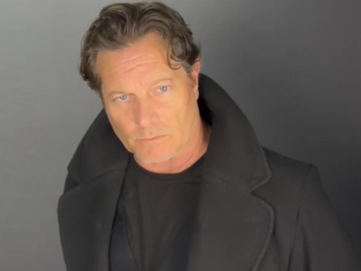 actor Craig Warnock large photo