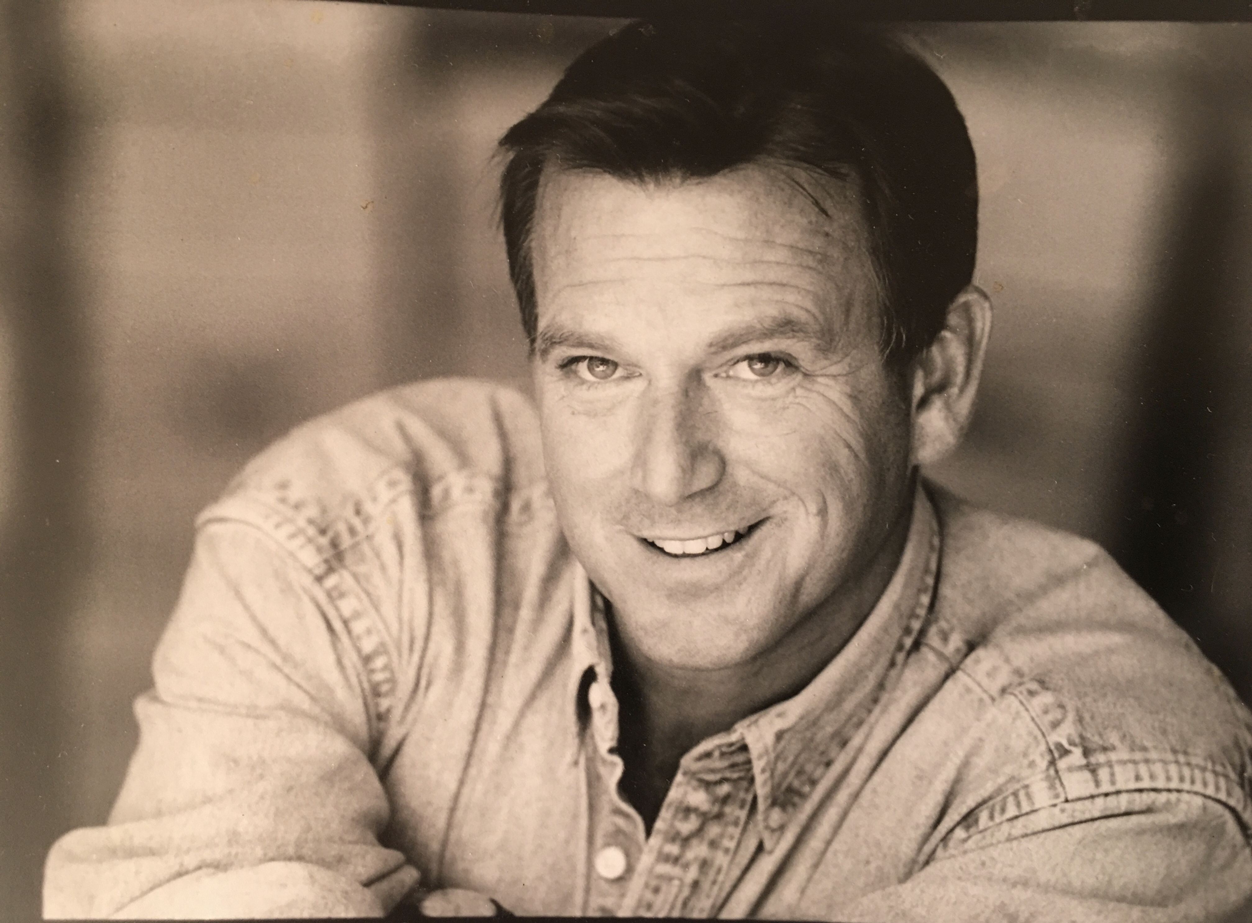 actor David Underwood large photo