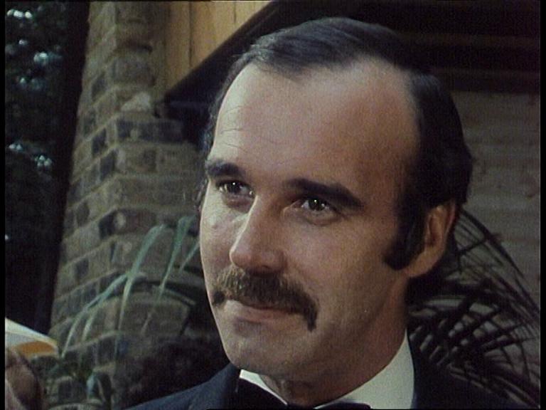 actor Ray Jewers large photo