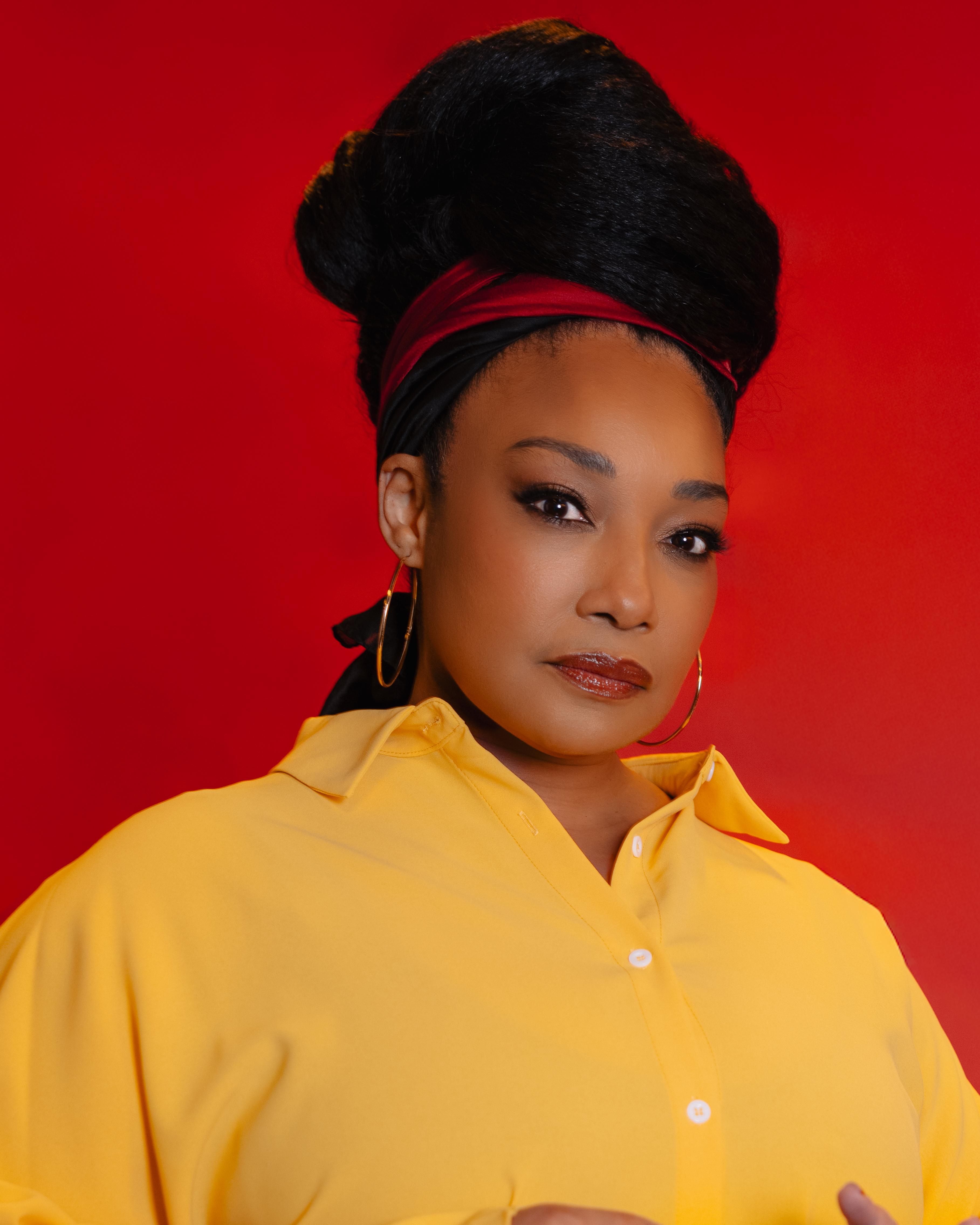 actor Natalie Venetia Belcon large photo