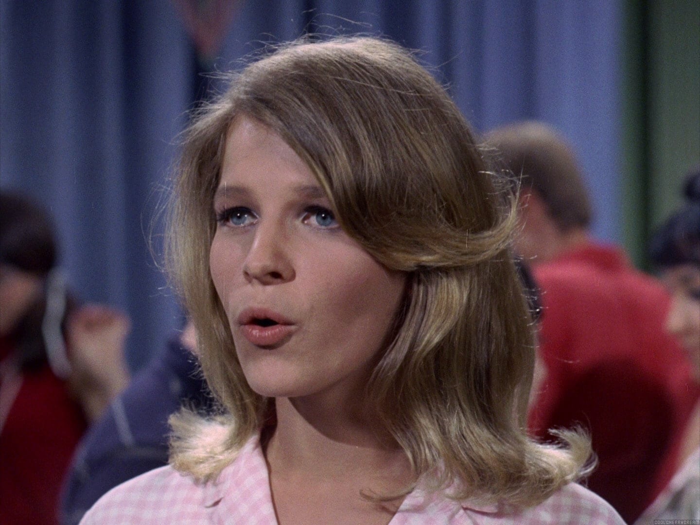 actor Valerie Kairys large photo