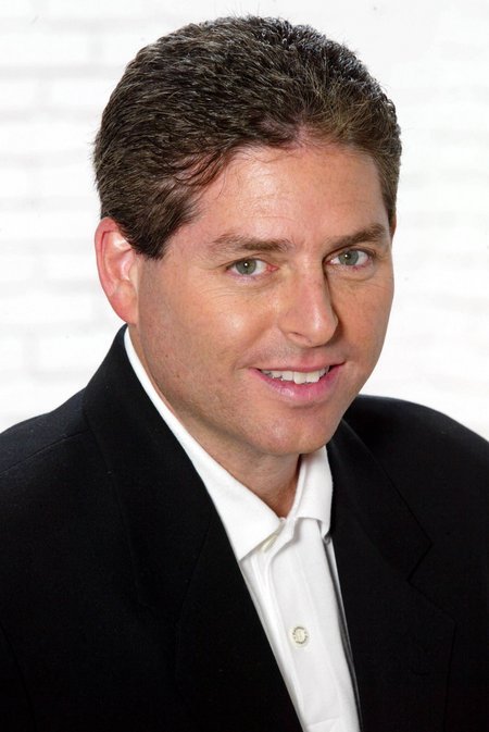 actor Mike Wittlin large photo