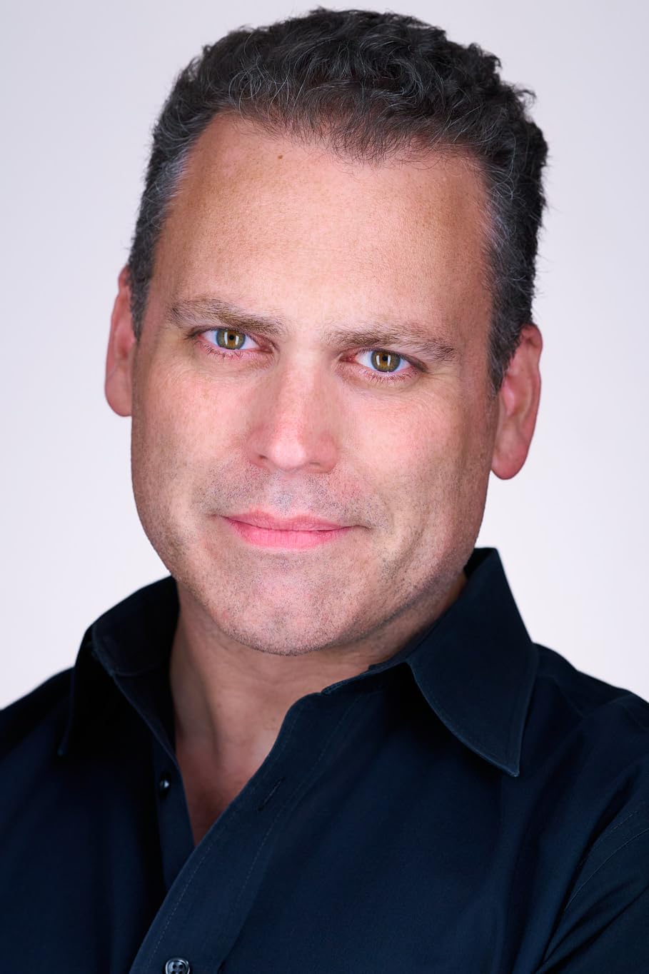 actor Neil McCay large photo