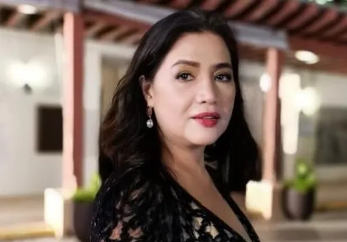 actor Isadora Alonzo large photo