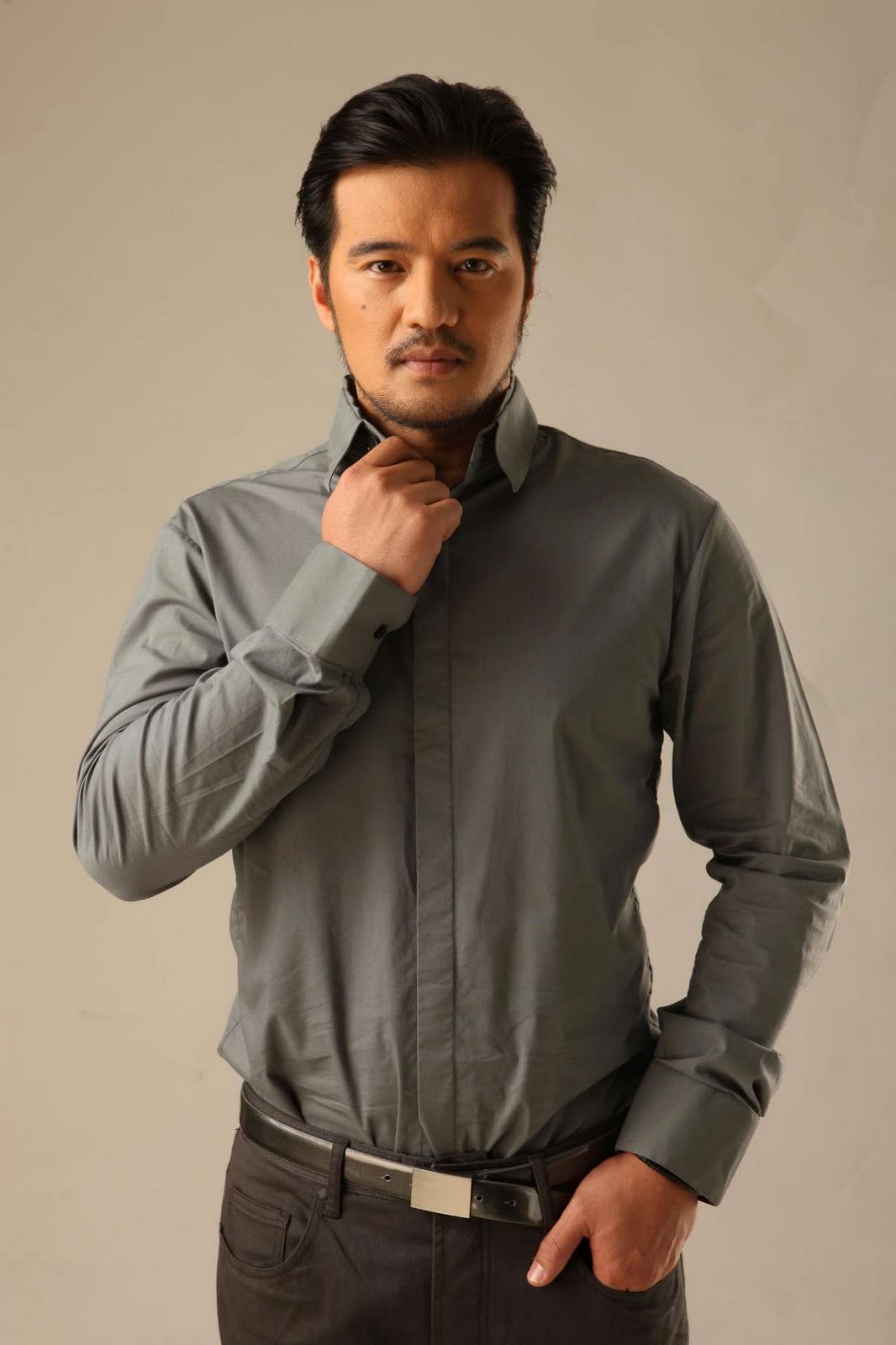 actor Antonio Aquitania large photo