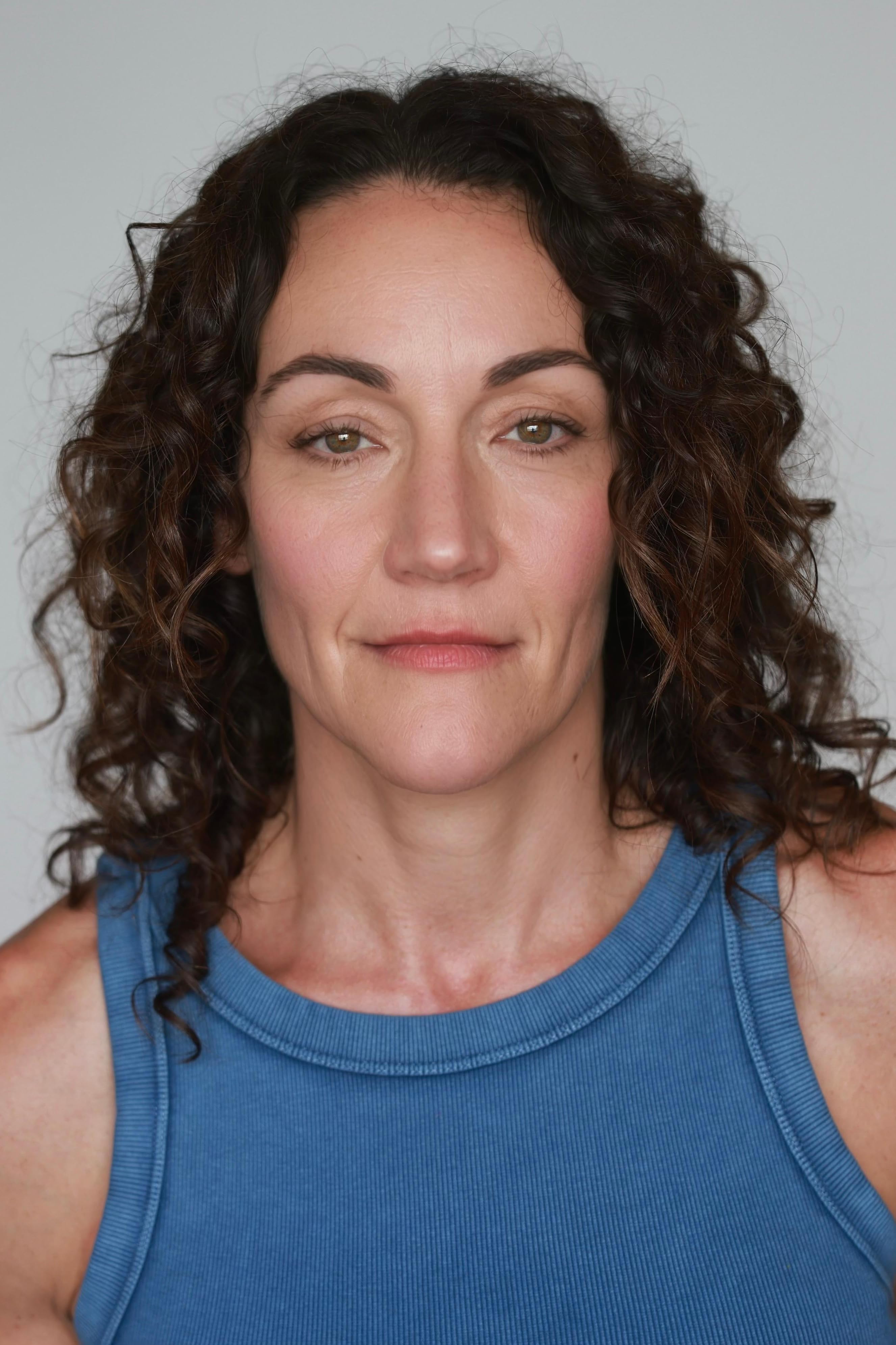 actor Jennifer McCabe large photo