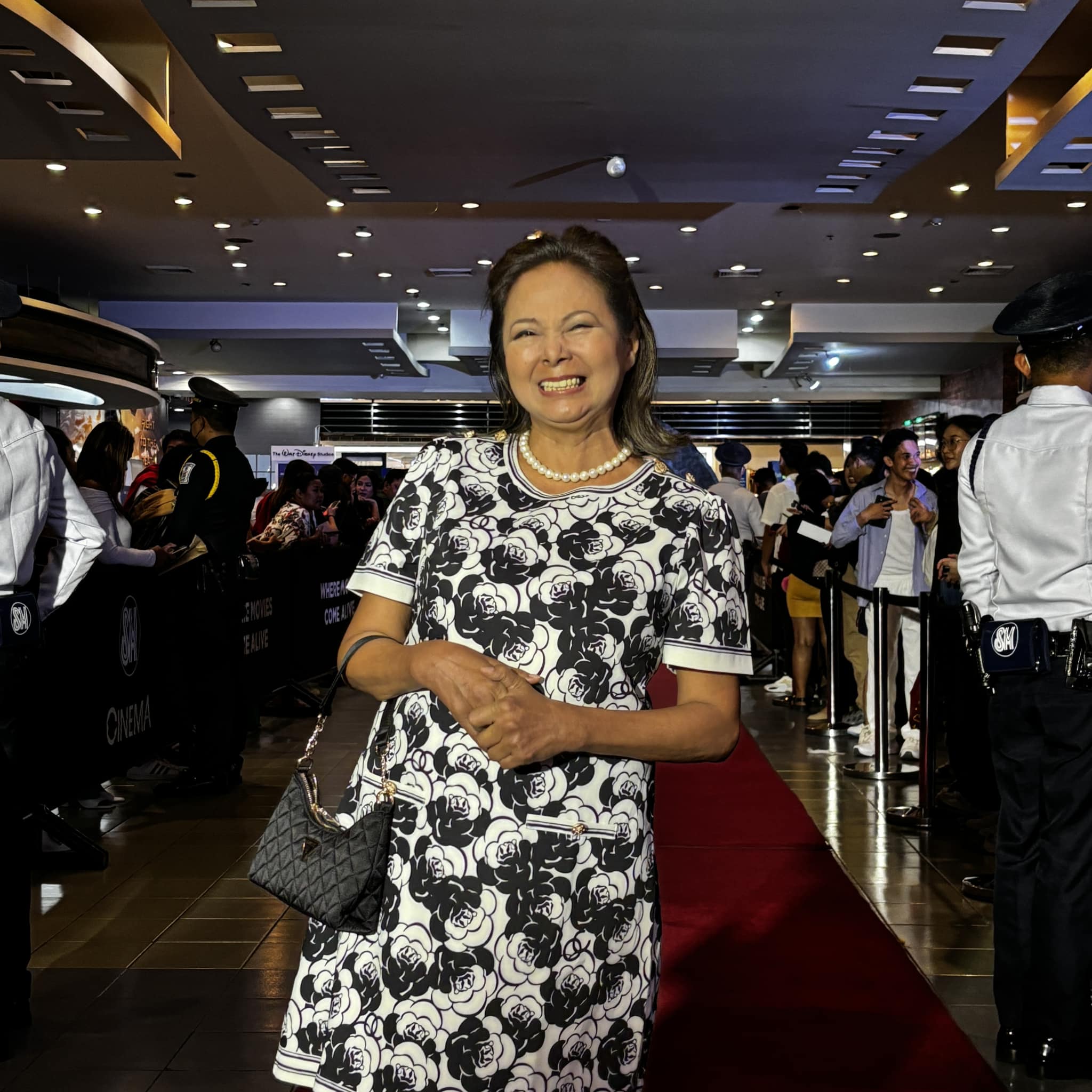 actor Tess Dumpit large photo