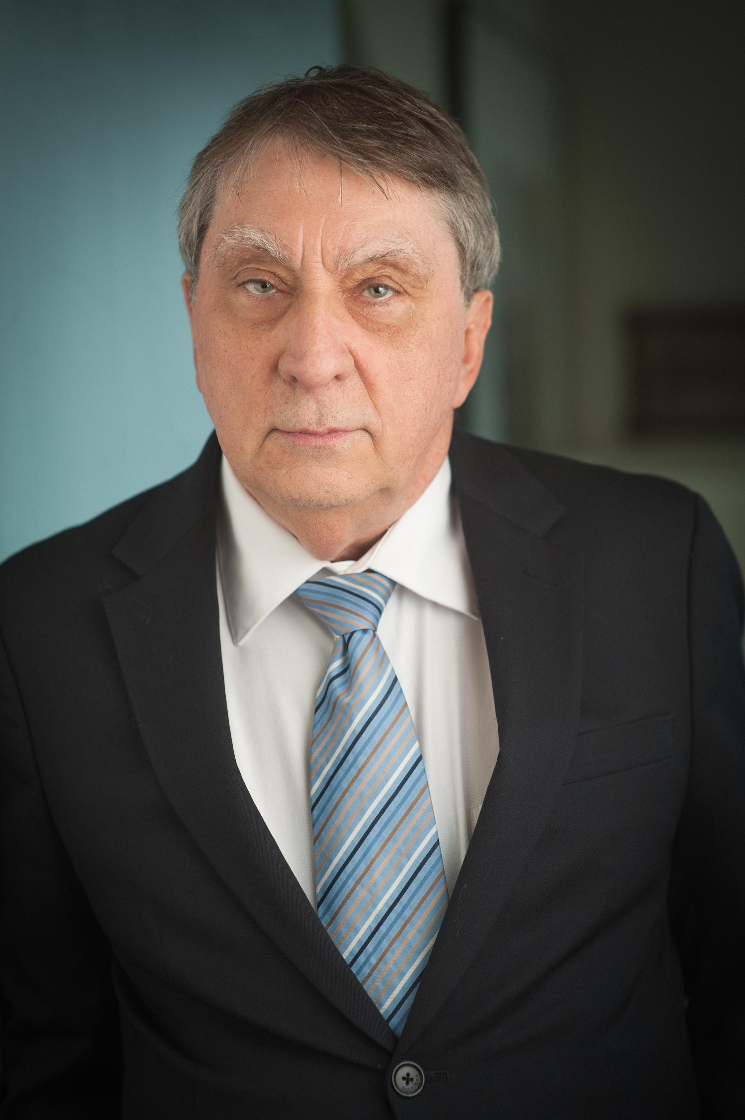 actor Roger Monk large photo