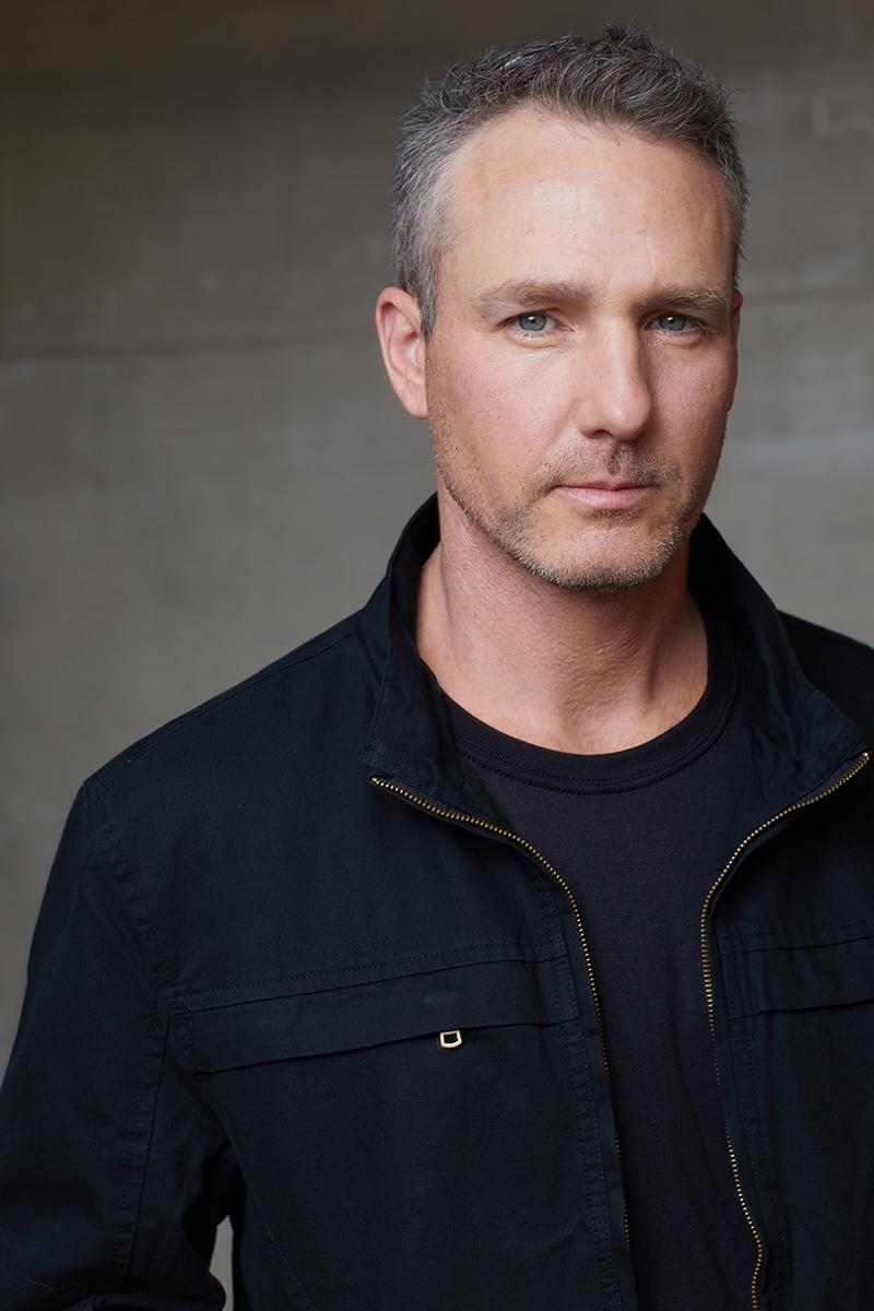 actor John Brody large photo