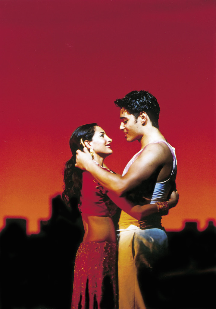 actor Zehra Naqvi large photo