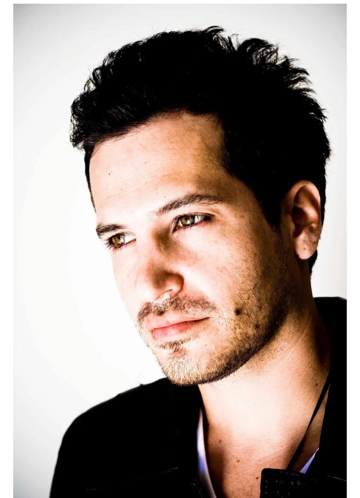 actor Al Galvez large photo