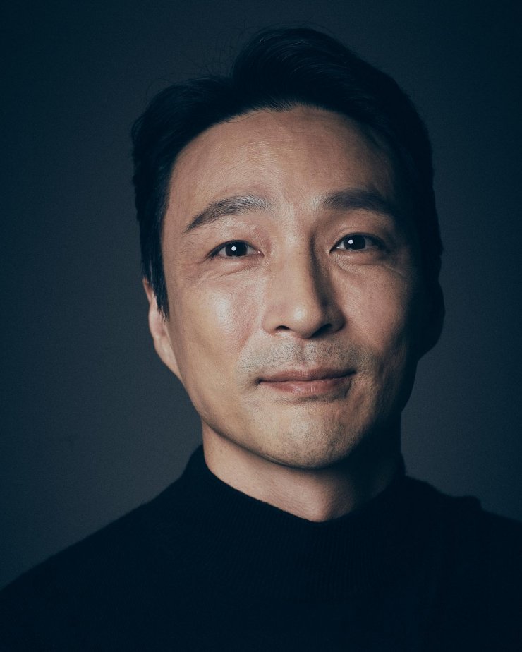 actor Min Ku-kyung large photo