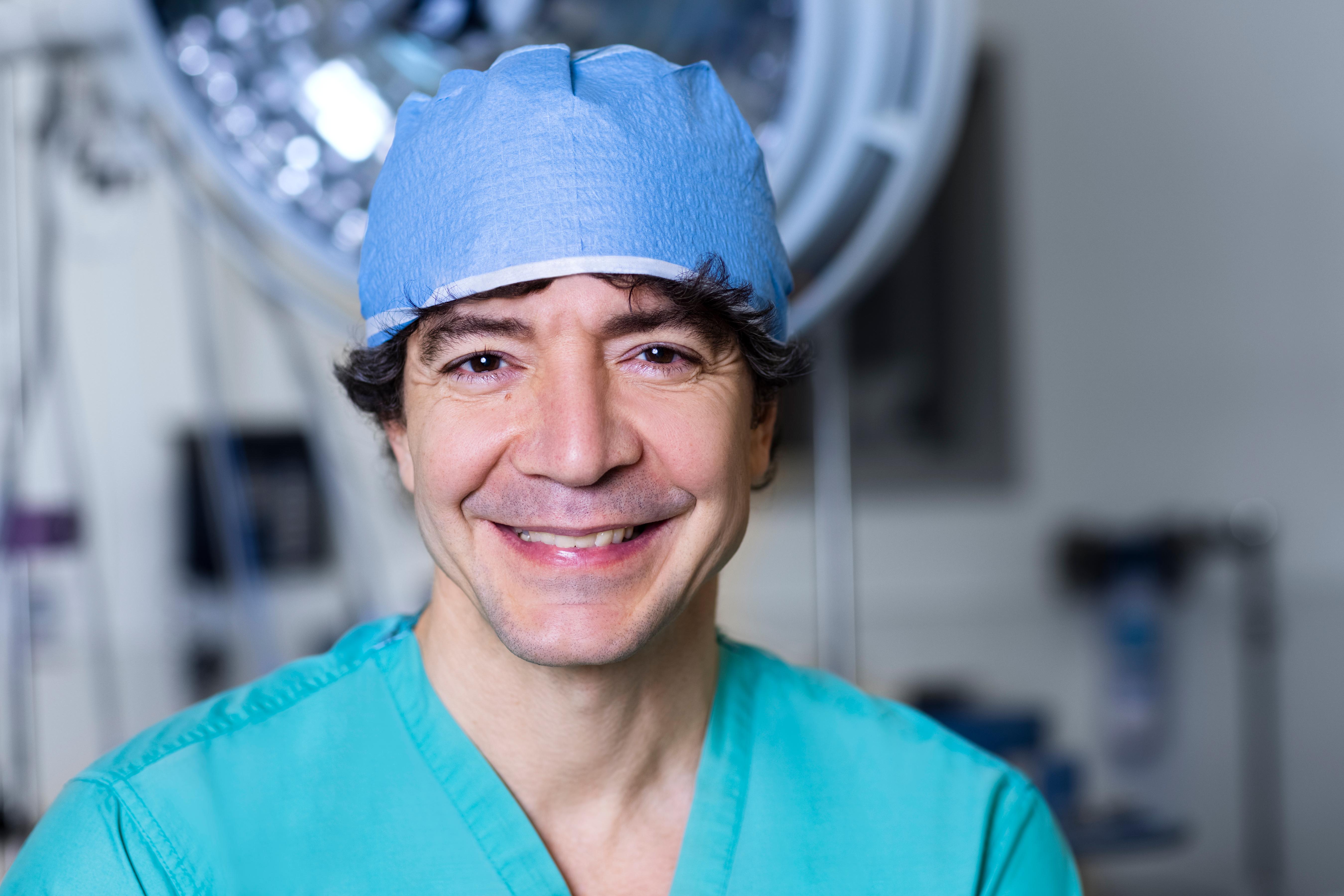 actor Raja Flores large photo