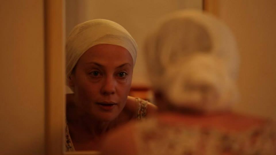 actor Antoinette Louw large photo