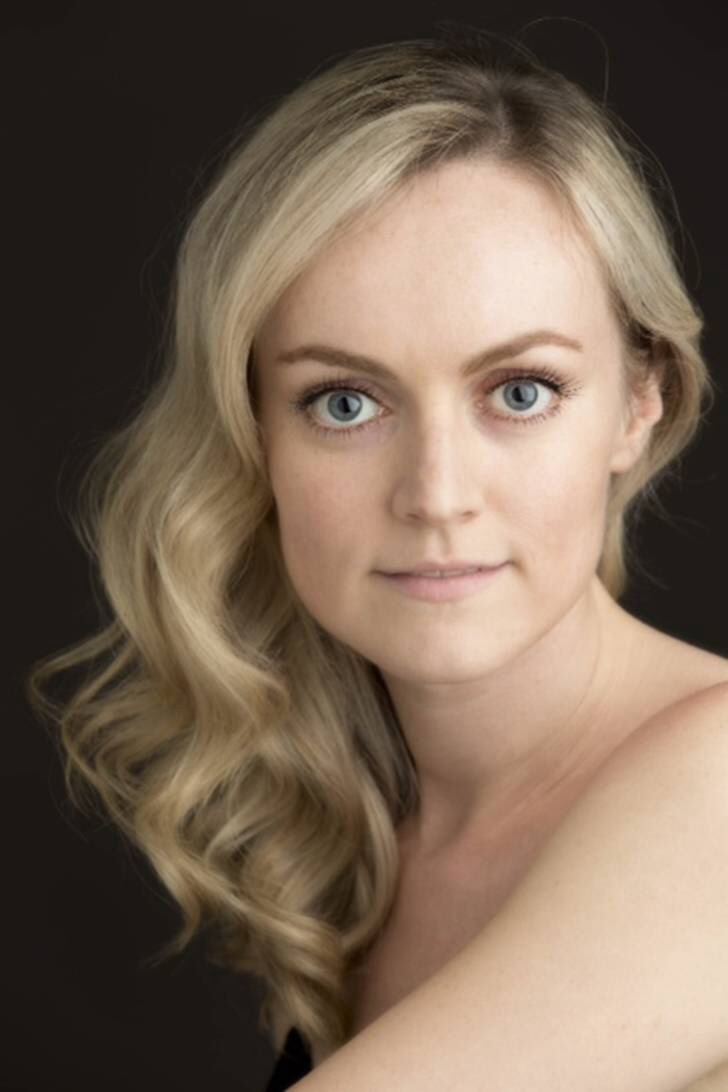 actor Michelle Beamish large photo