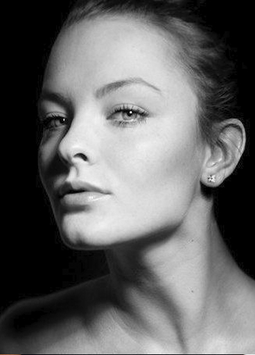 actor Alexandra Carter large photo