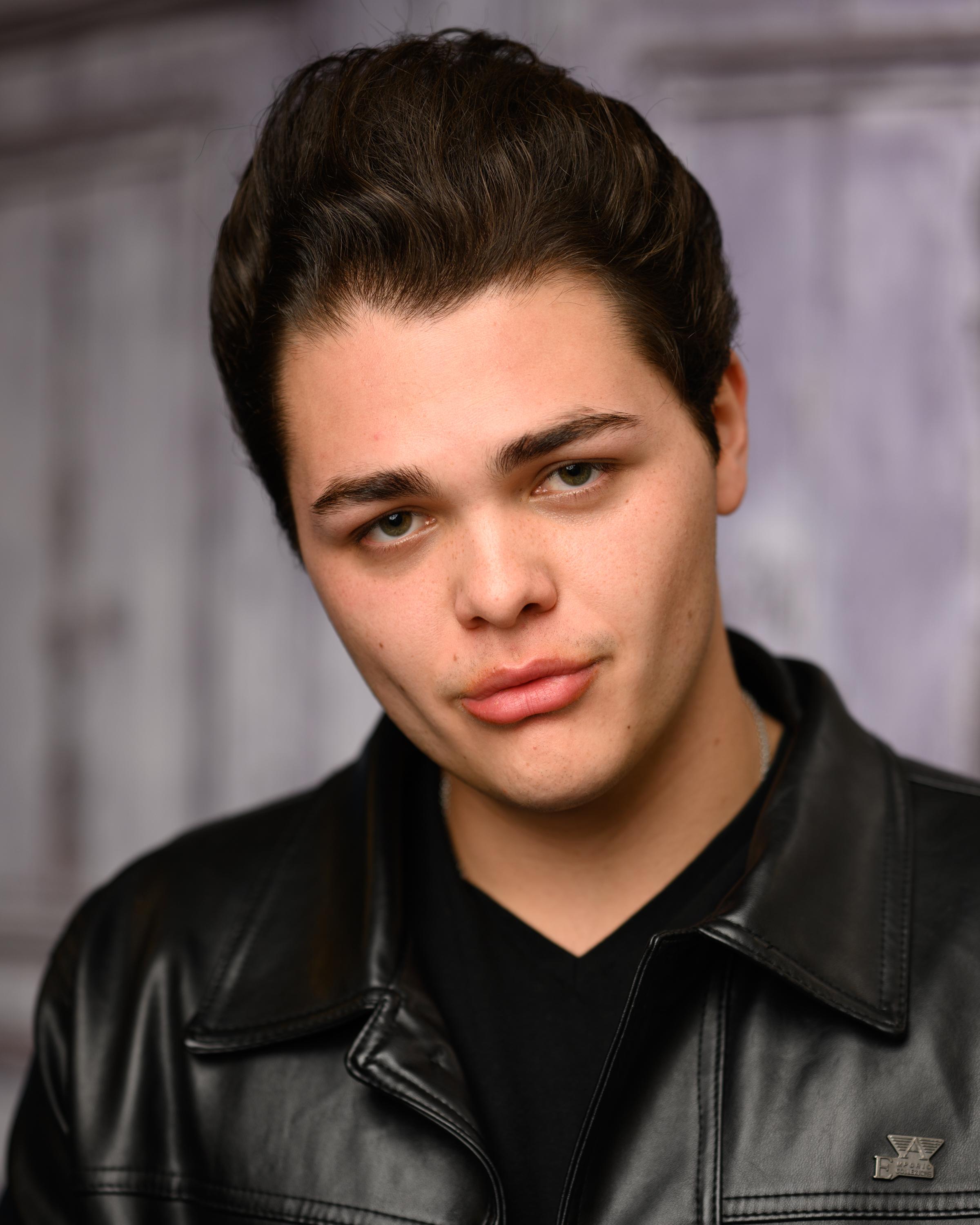 actor Cedric Begley large photo