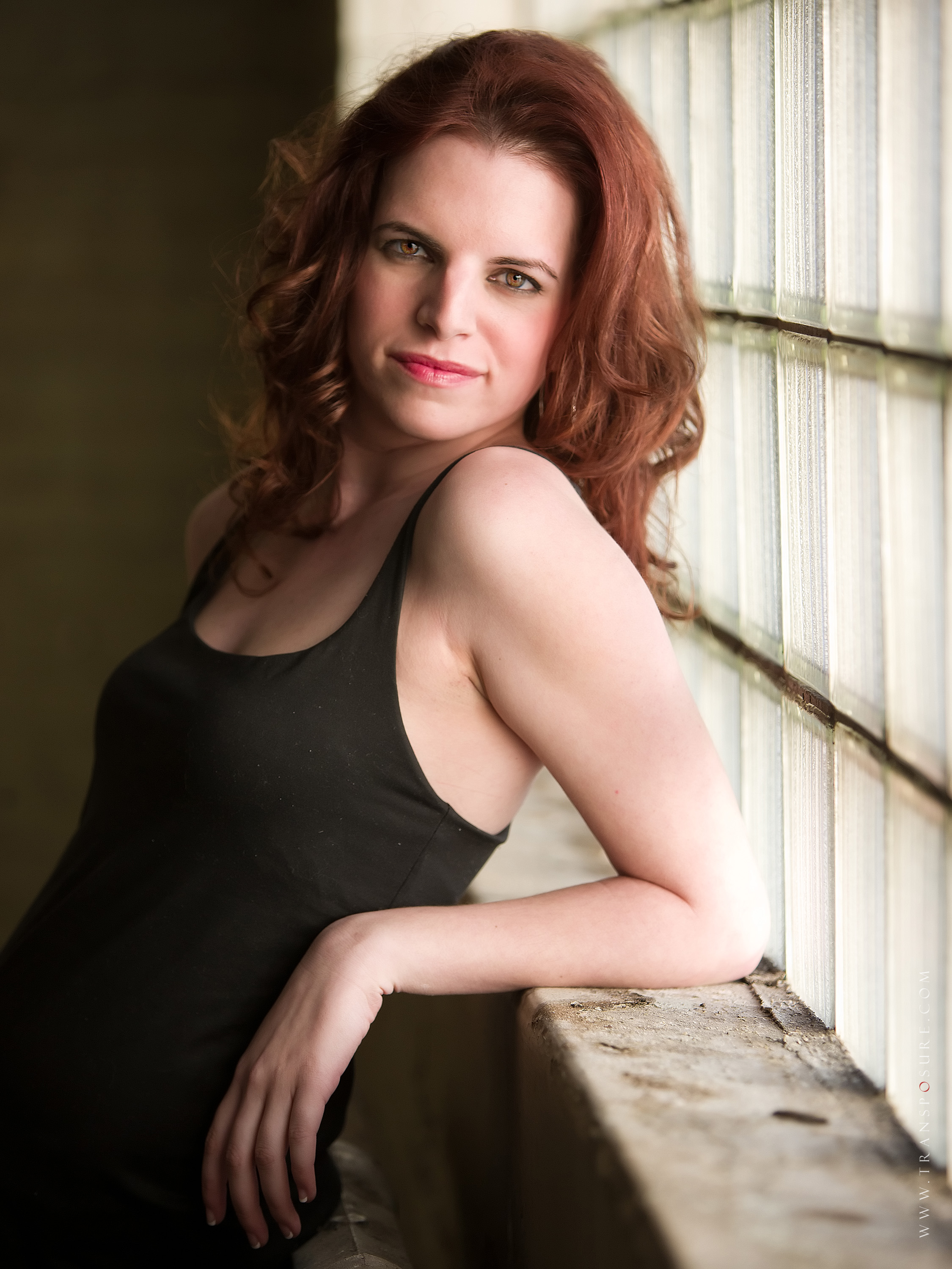 actor Emily Ginnona large photo