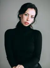 Elle Piper