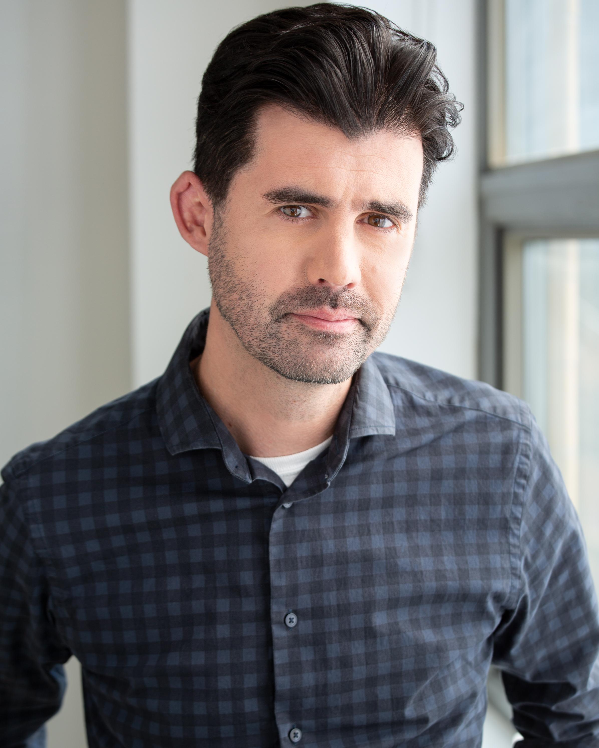 actor Ryan Giesen large photo