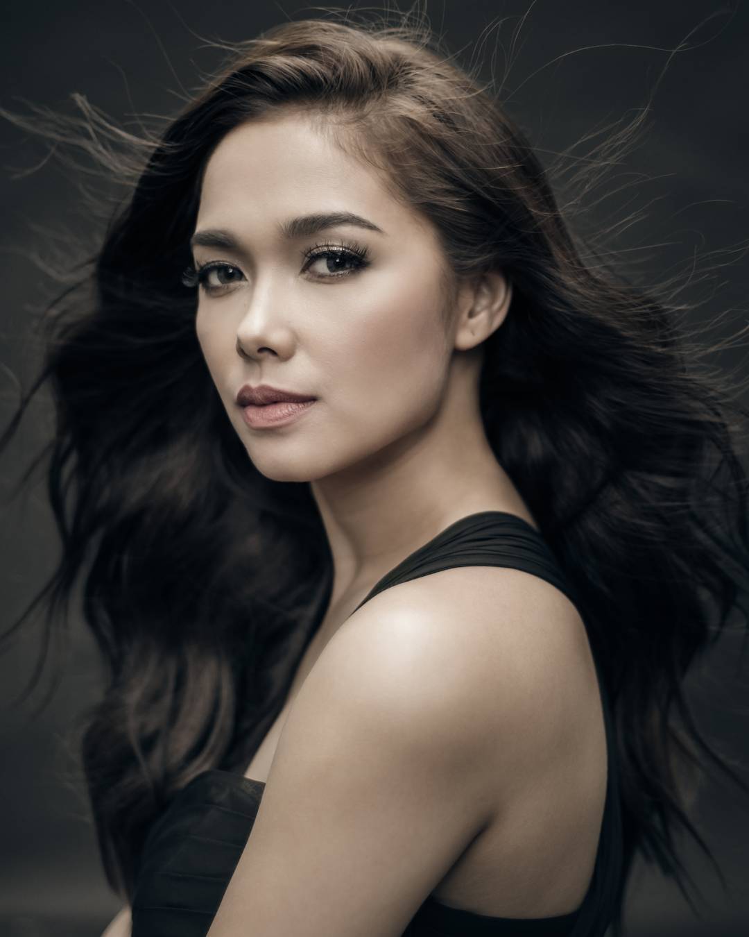 actor Maja Salvador large photo