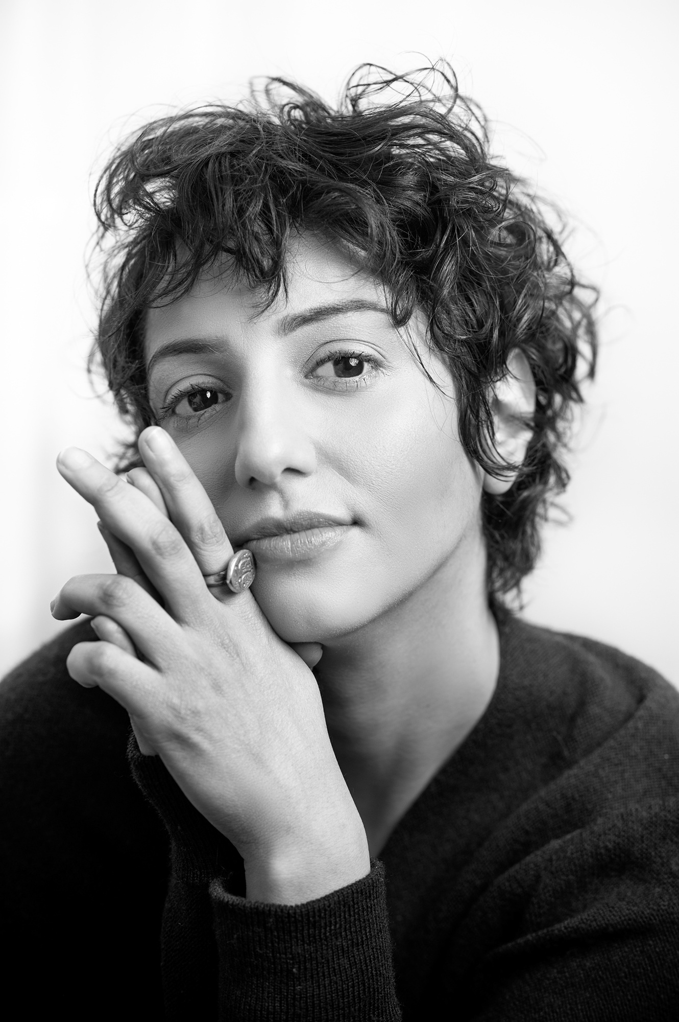 actor Layla Khoshnoudi large photo