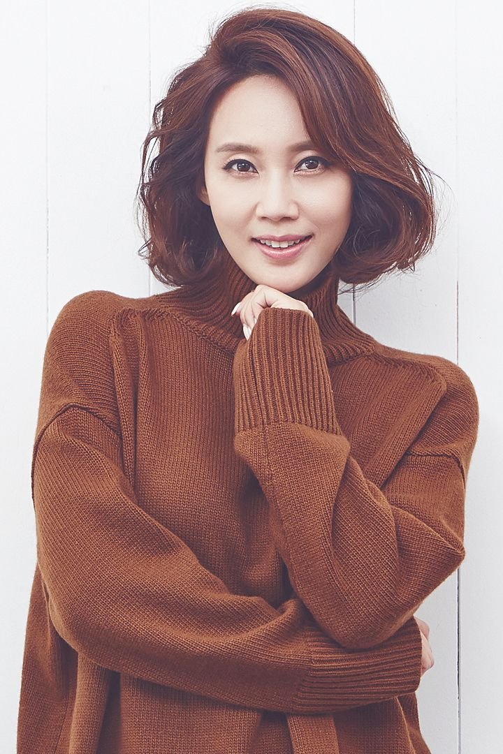 actor Hyun-Kyung Oh large photo