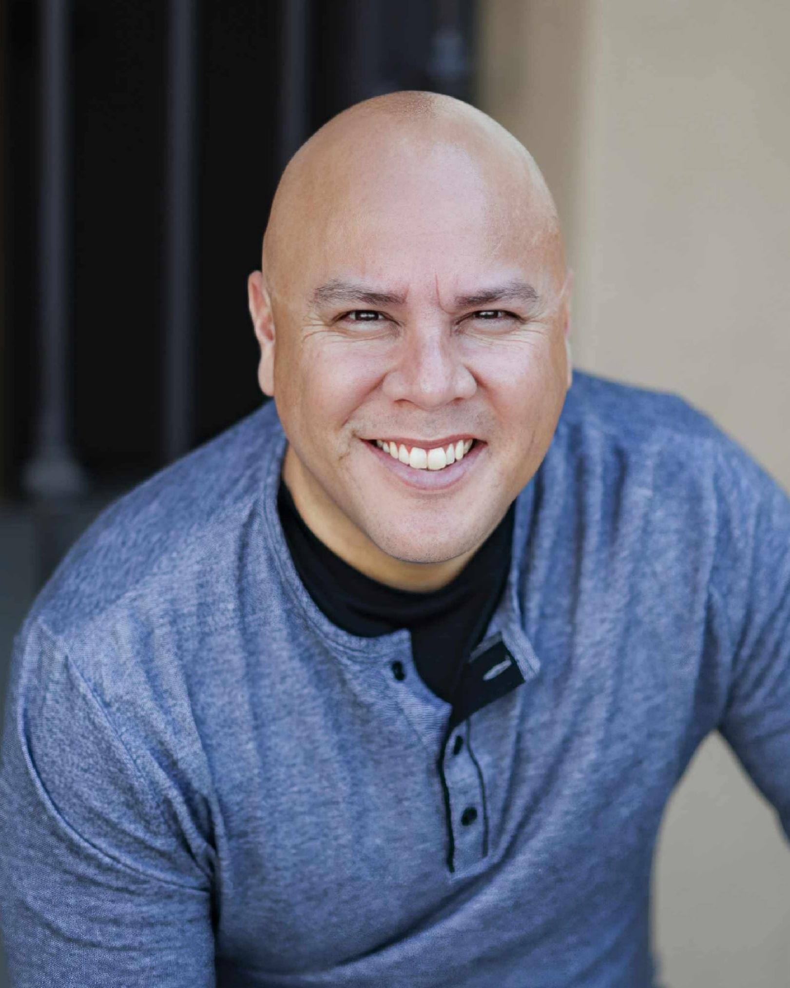 actor Carmelo Angel large photo