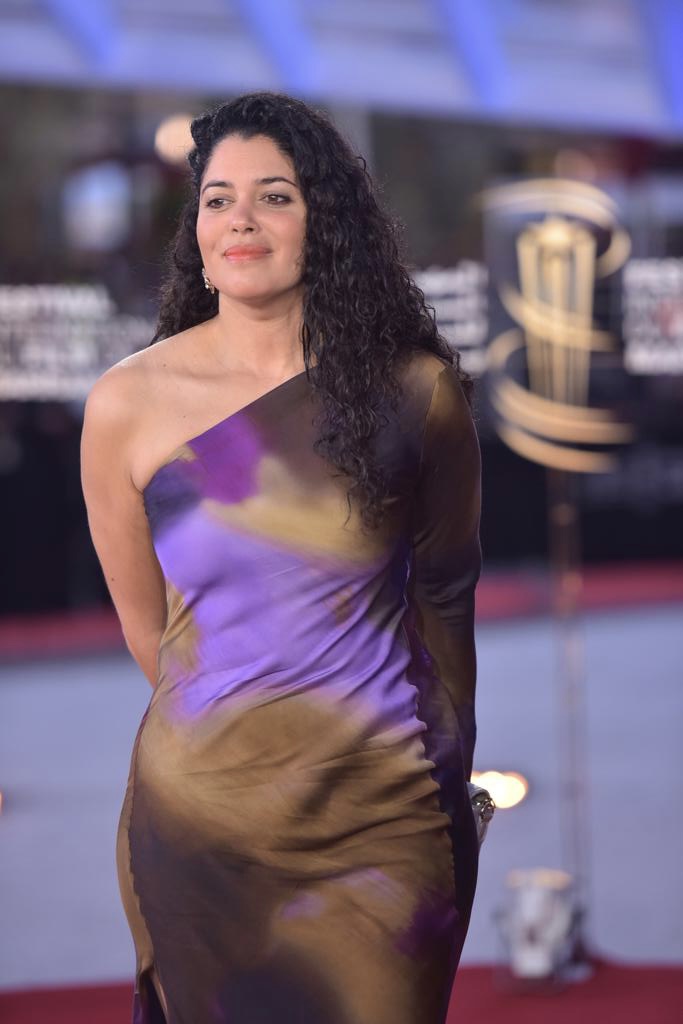 actor Nadia Benzakour large photo