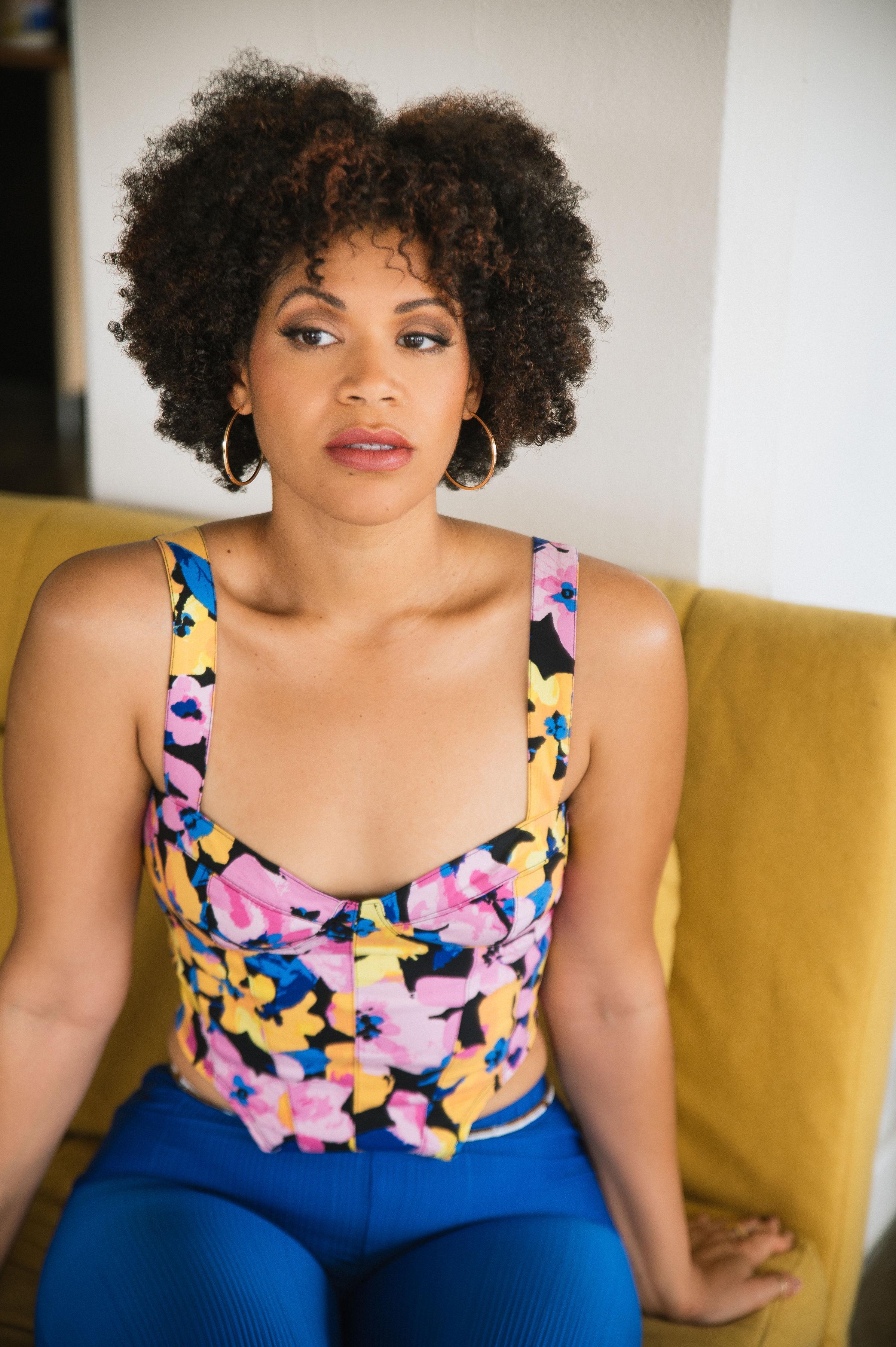 actor Diana Sanchez large photo