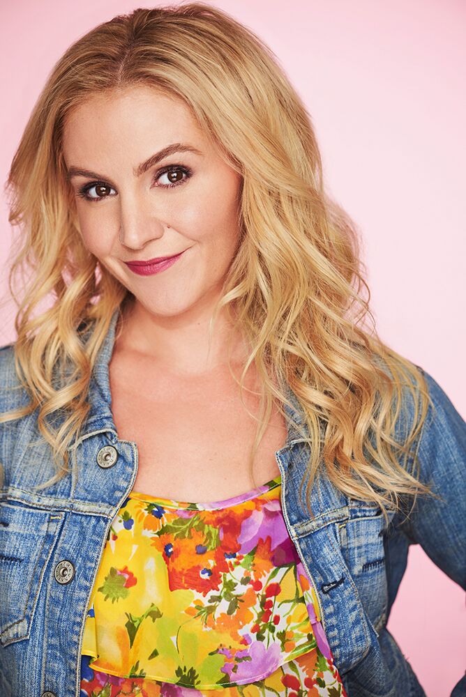 actor Madison Dylan large photo