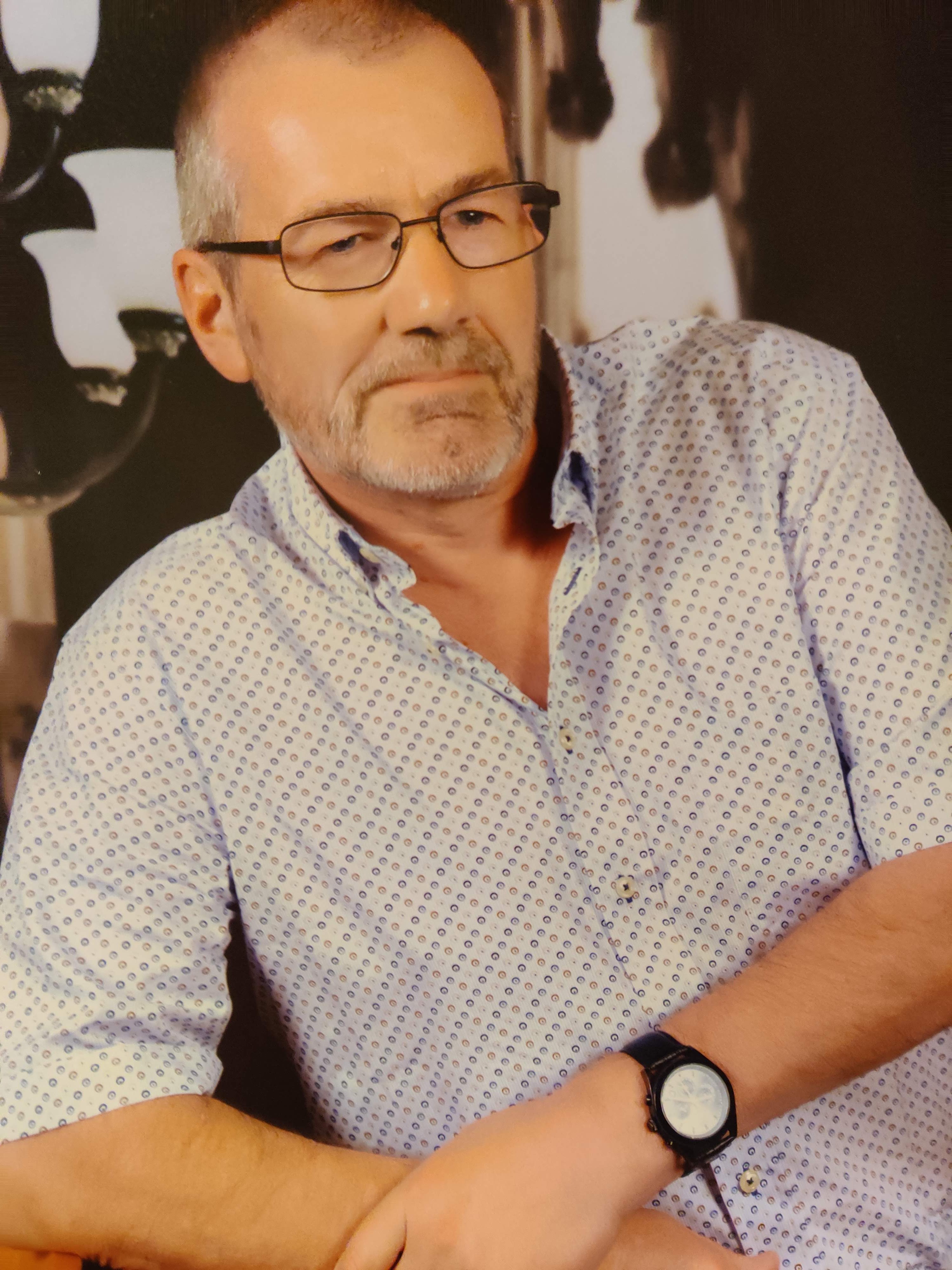 actor Mark Collins large photo