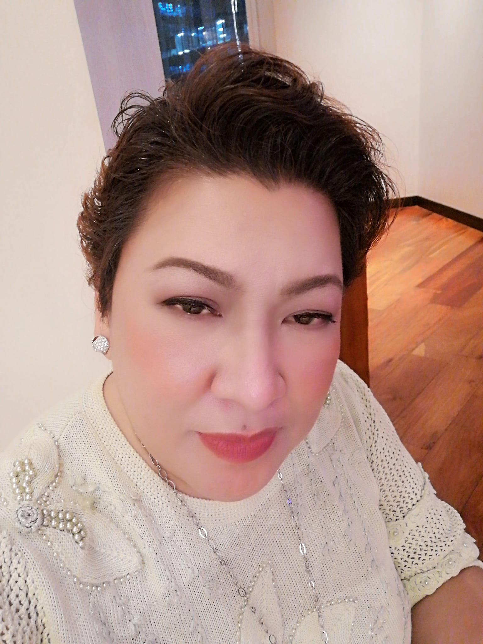 actor Janna Trias large photo