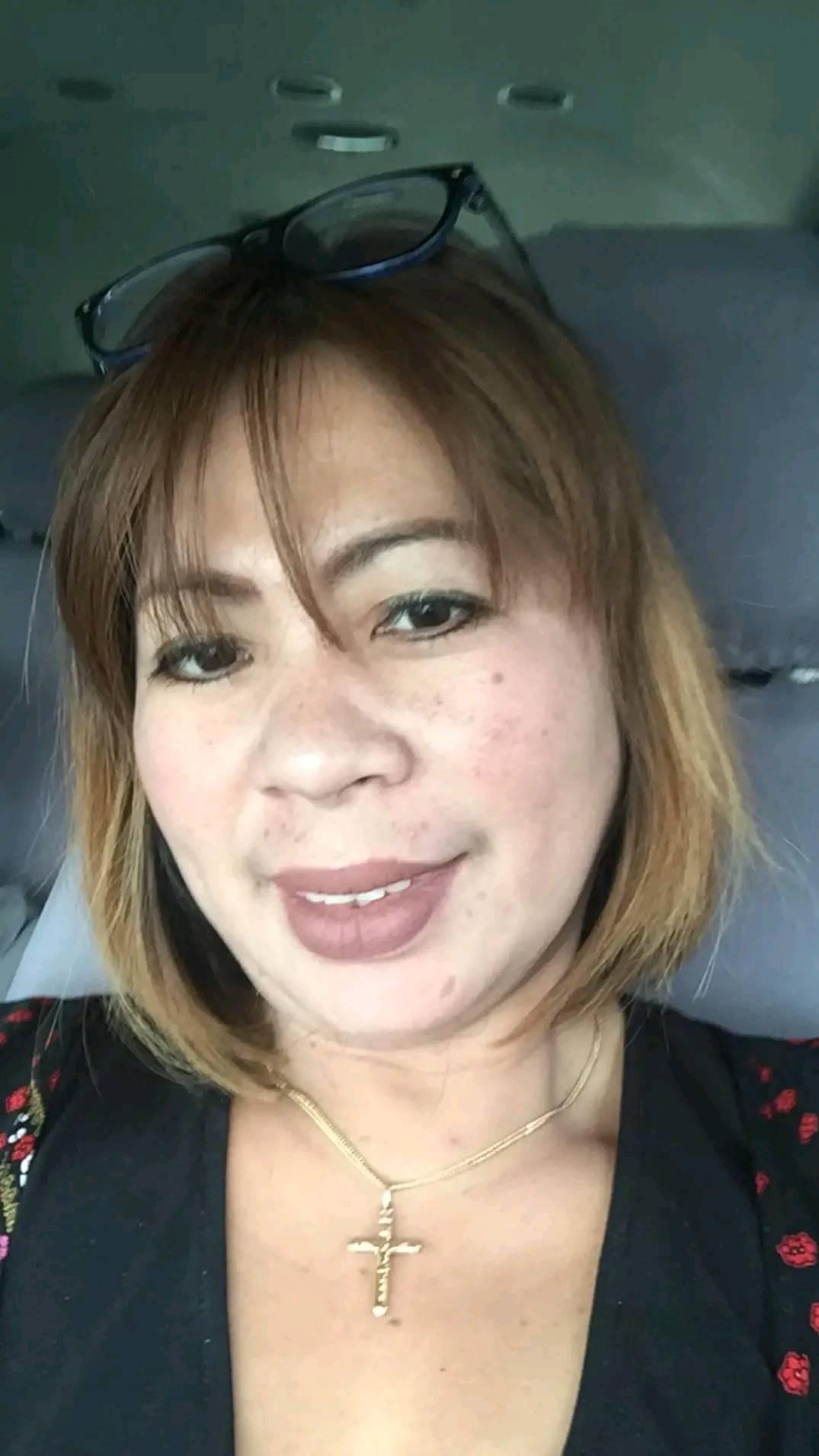 actor Lyn Casag large photo