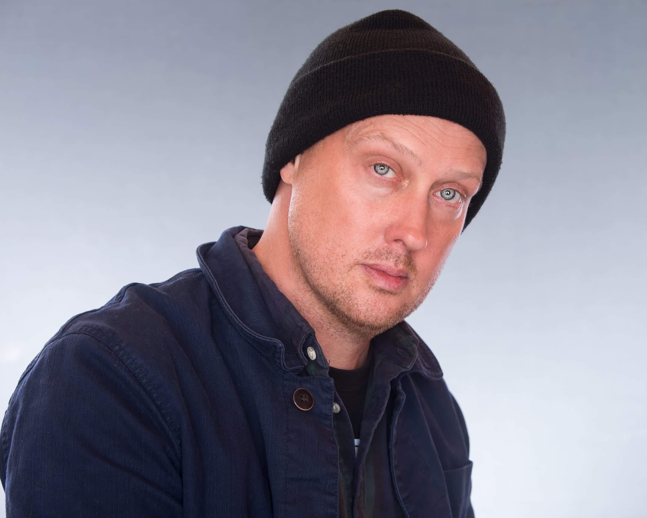 actor Shannon McCormick large photo