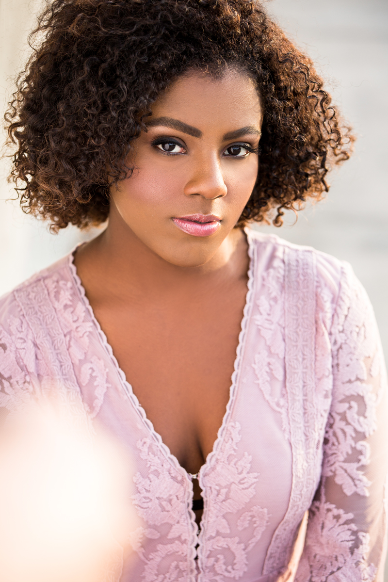 actor Michelle Foster large photo