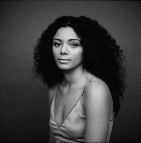 actor Bianca Muller large photo