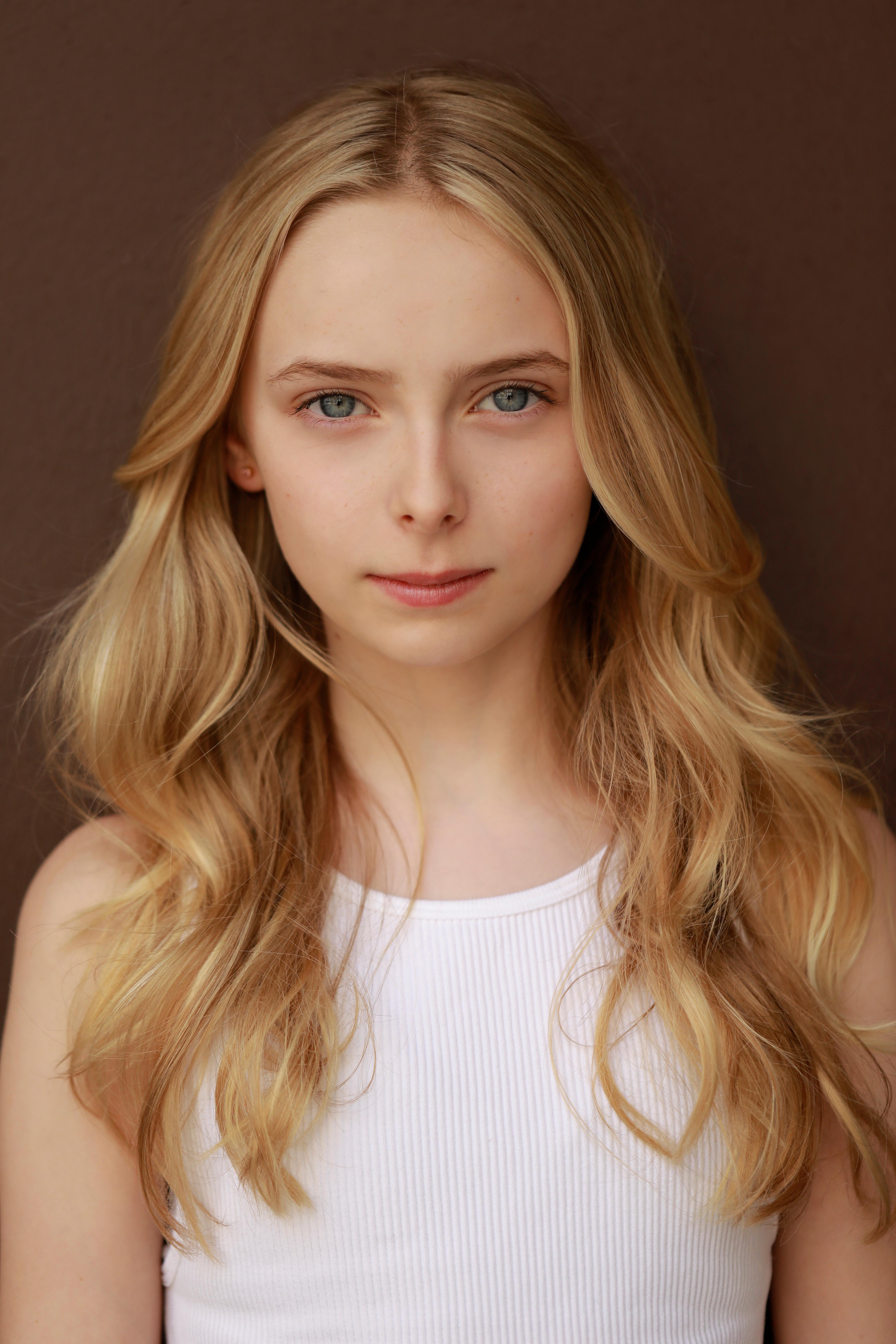 actor Anouk Darwin Homewood large photo