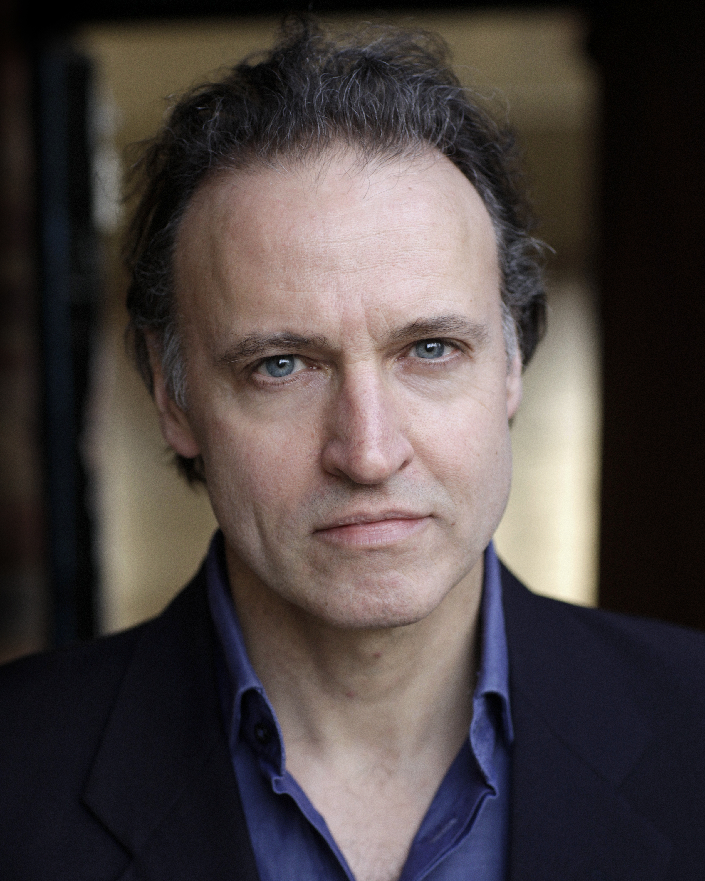 actor Andrew Wincott large photo