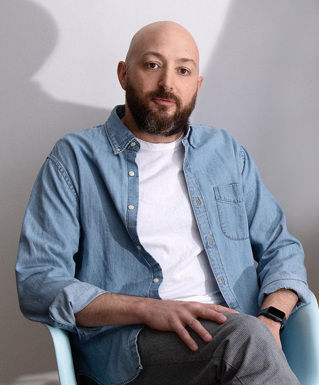 actor Adam Malamut large photo