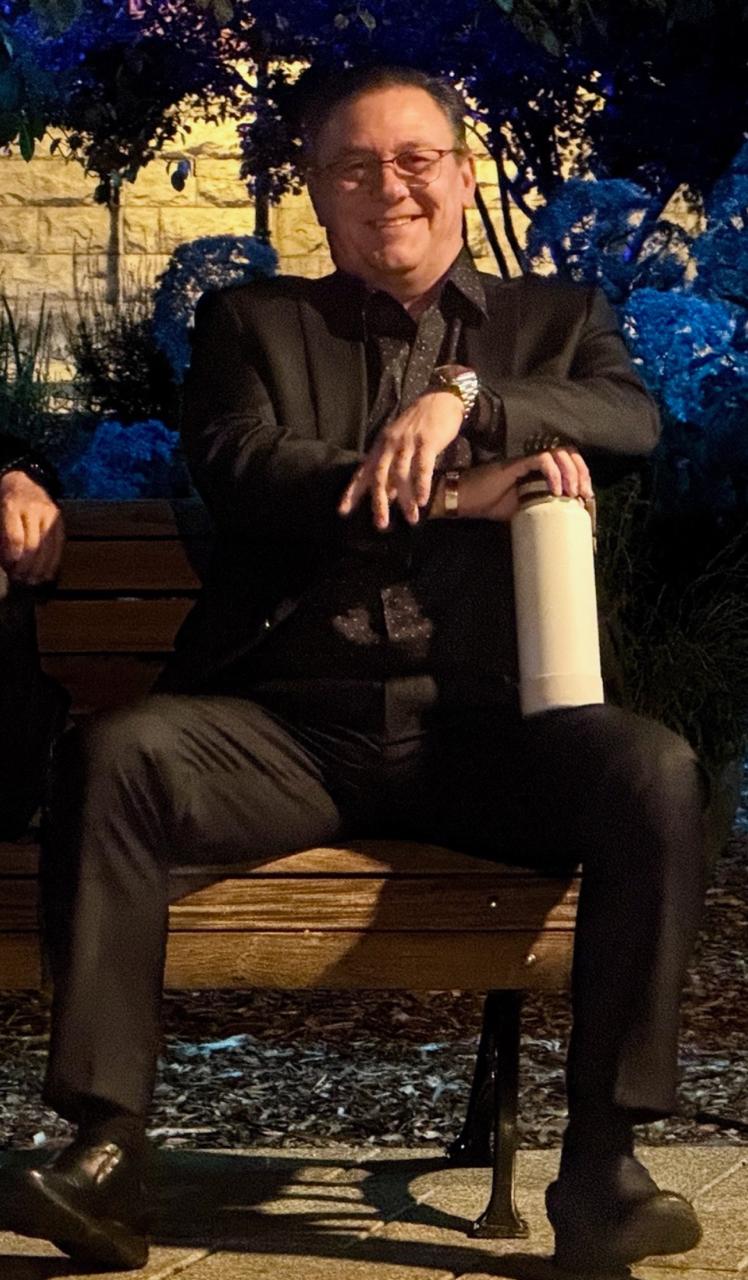 actor Marc Assiniwi large photo