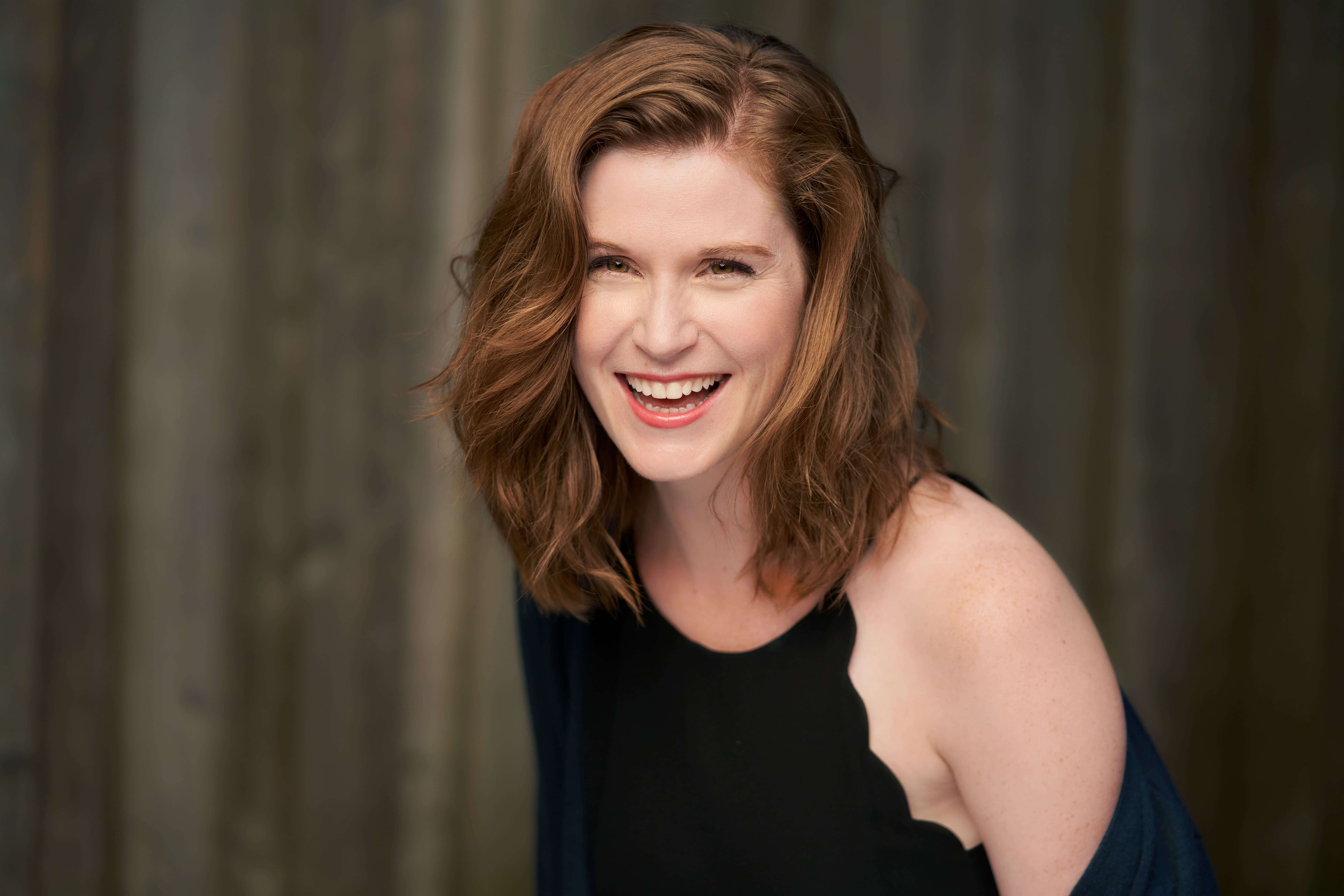 actor Sarah English large photo