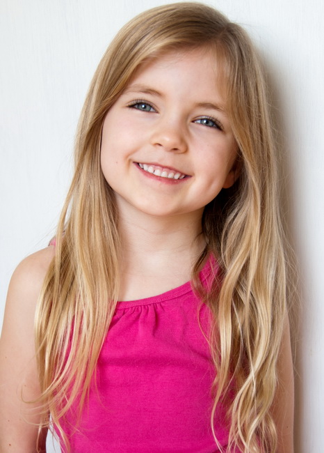 actor Brooke Liddell large photo