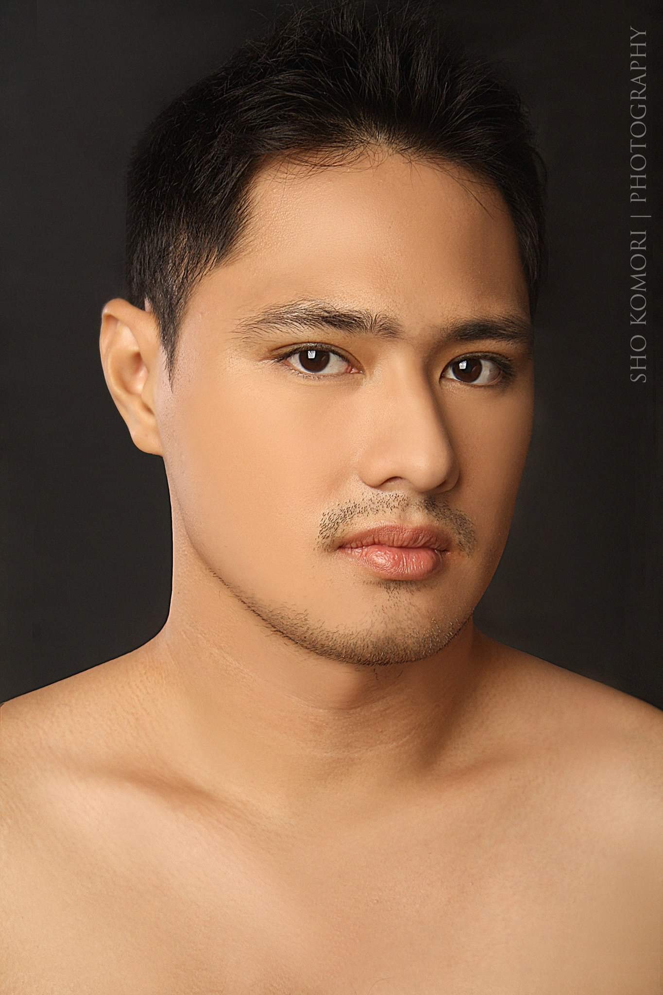 actor Terence Baylon large photo