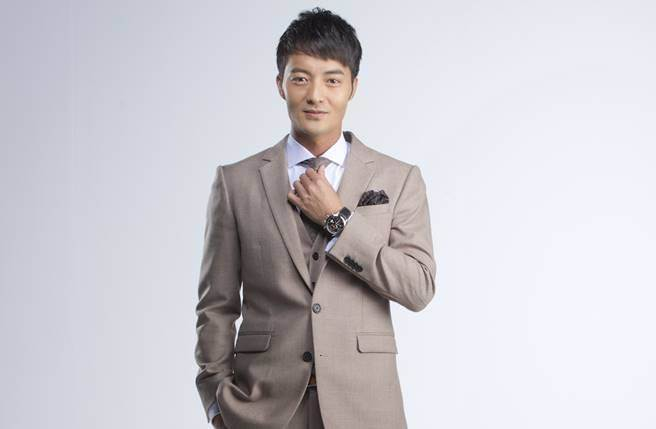 actor Samuel Ku large photo