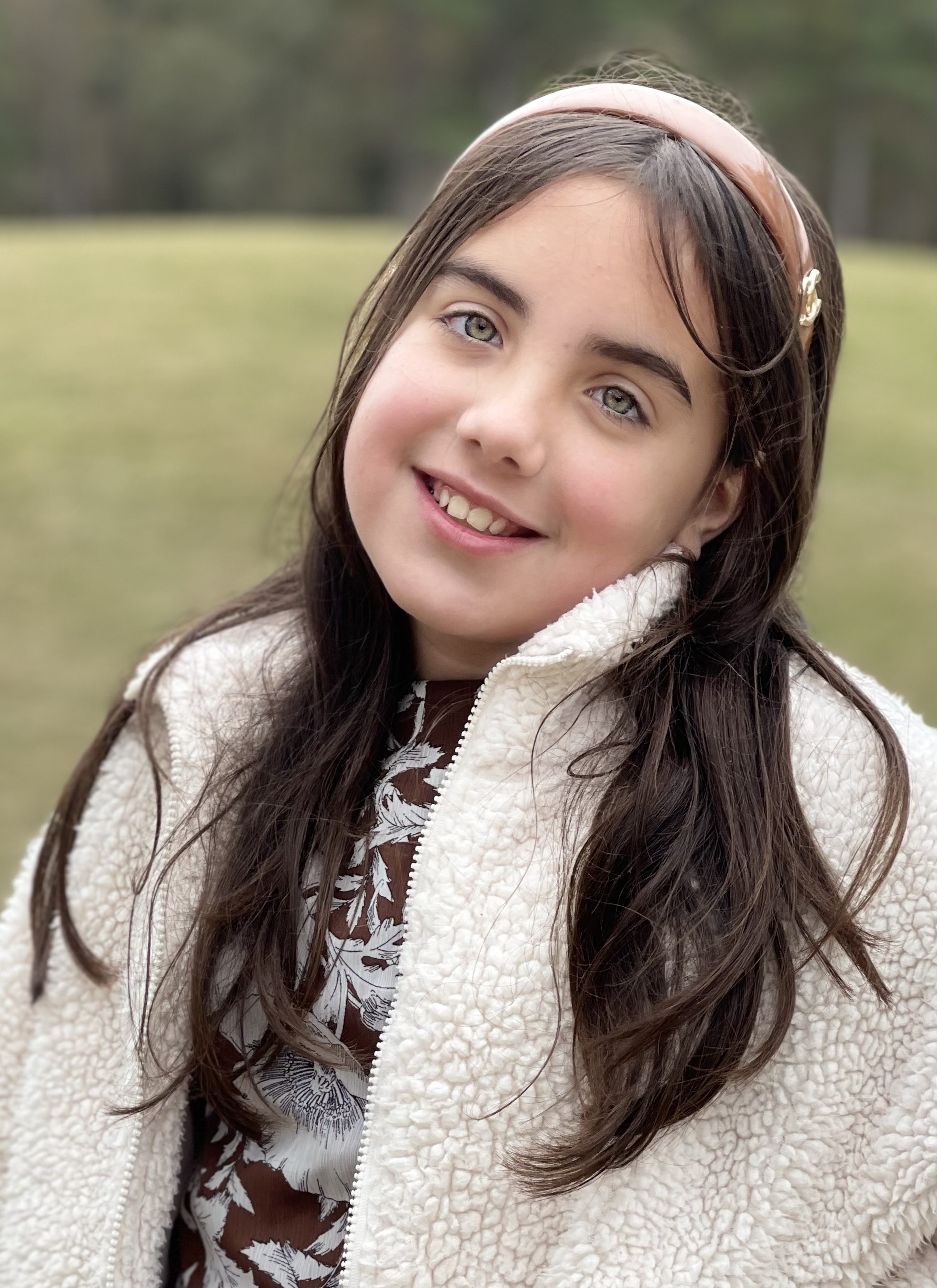 actor Gisella Barbour large photo