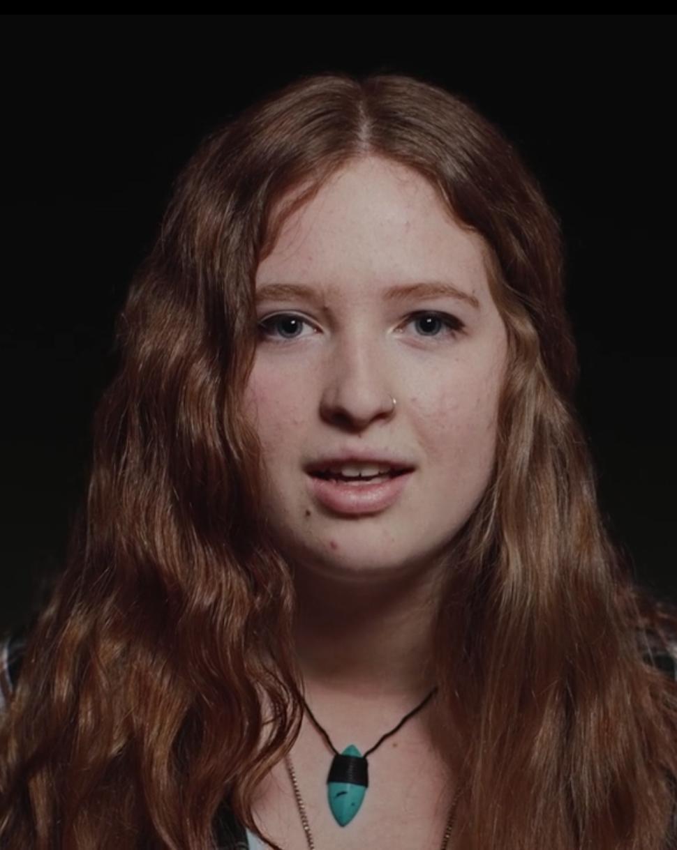 actor Sarah Clements large photo