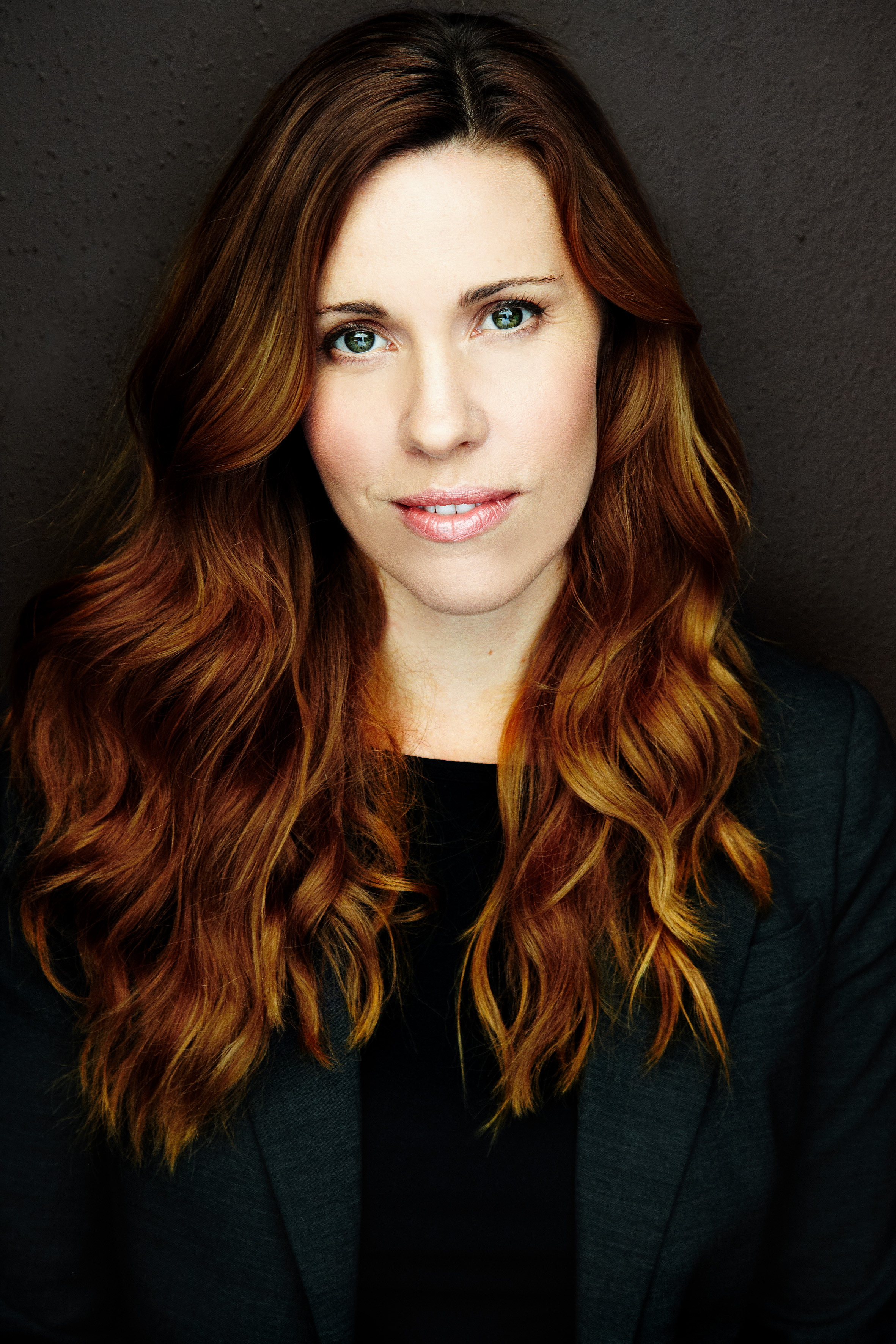 actor Katherine Tonkin large photo