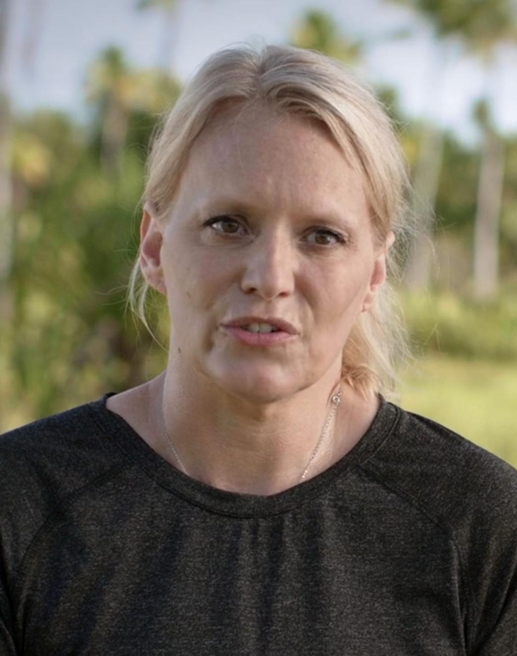 actor Erin Kimmerle large photo