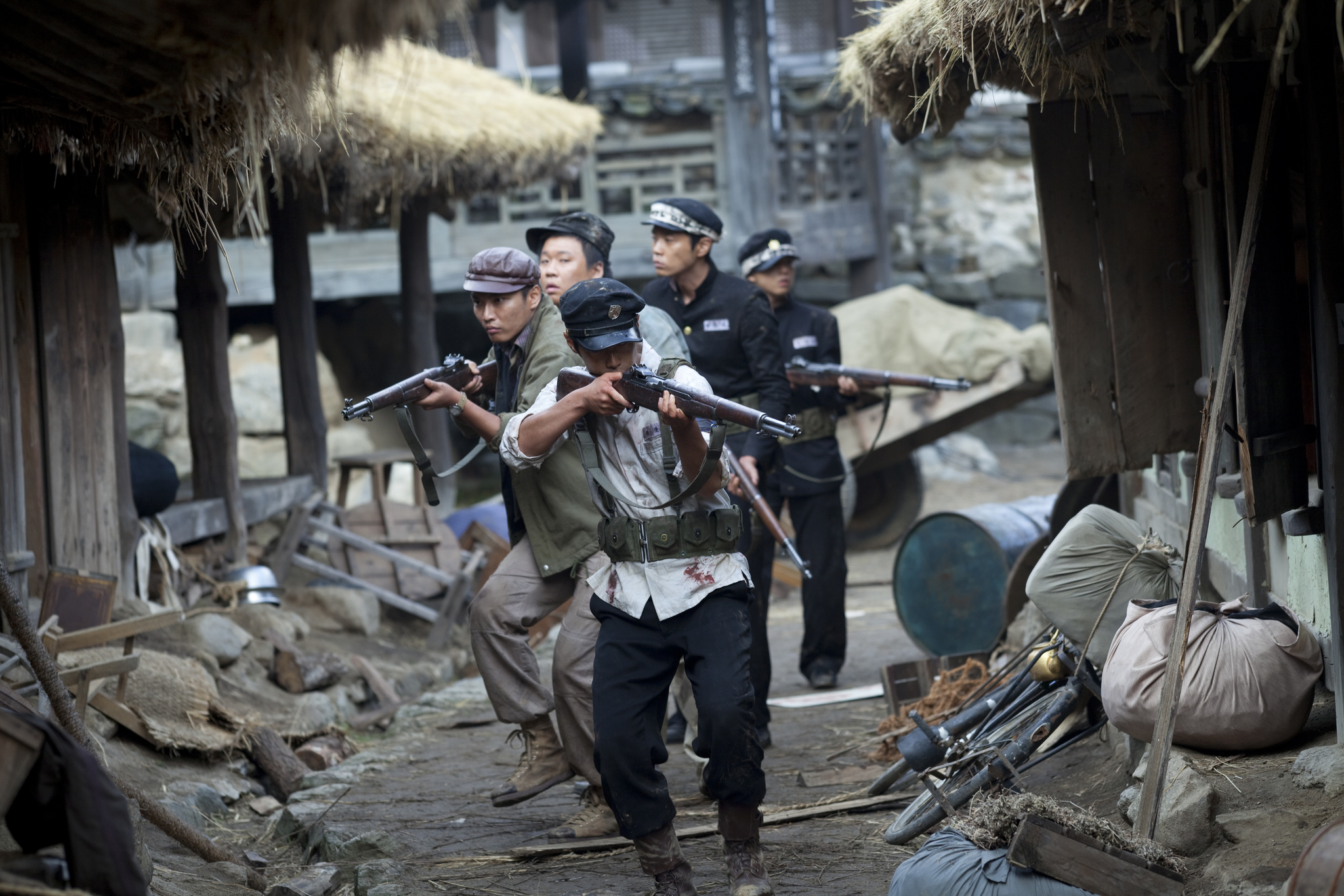 actor Yoon-Seong Kim large photo